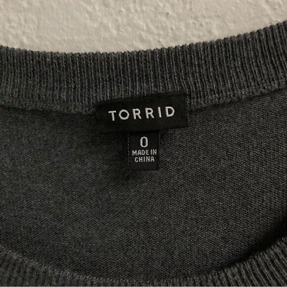 Torrid studded skull gray scoopneck sweater 12 - Picture 5 of 8